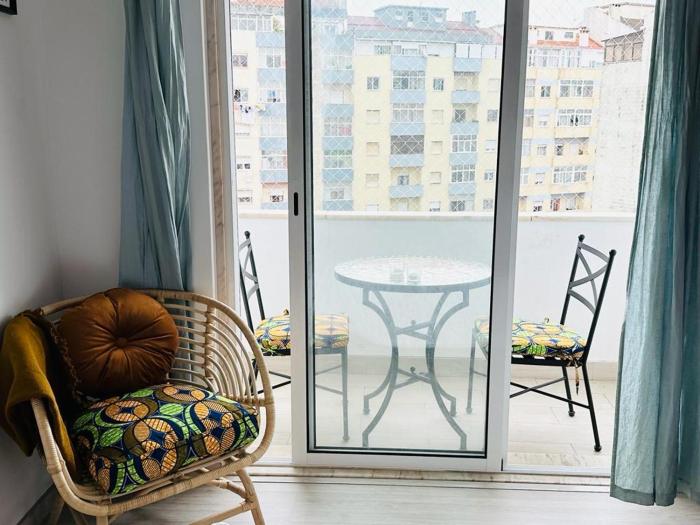 Modern Apartment in Cacém Near Train to Lisbon