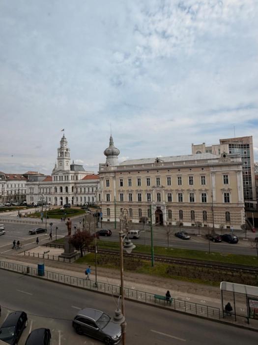 Blue Velvet Central Suite