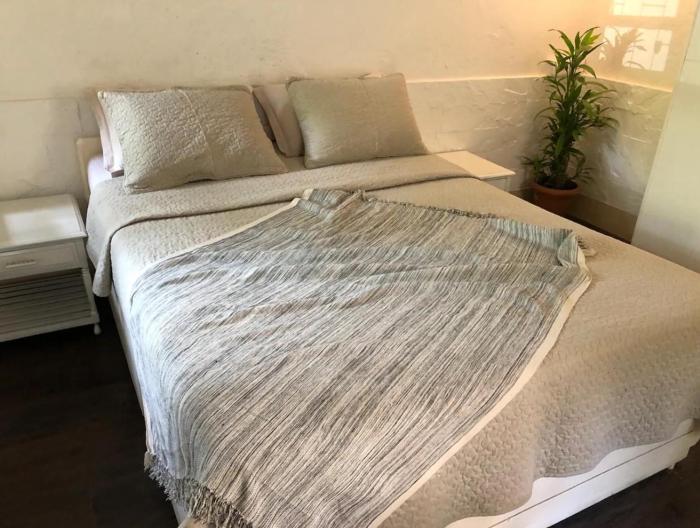Cosy studio at Delphi bungalow