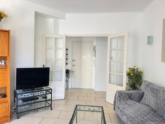 Spacieux pied-à-terre-VUE MER