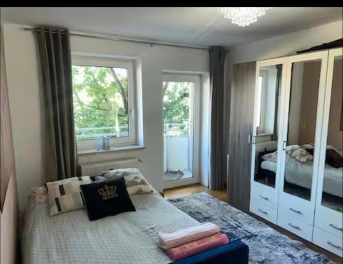 Beautiful private room - in a shared apartment