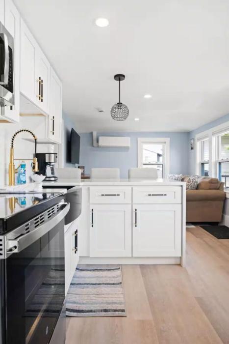 Newly Renovated Unit Steps from Beach