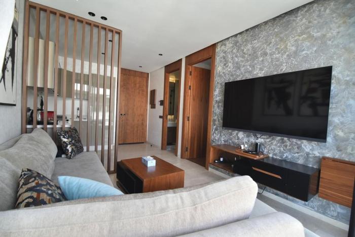 brand new studio in the heart of Les Princesses