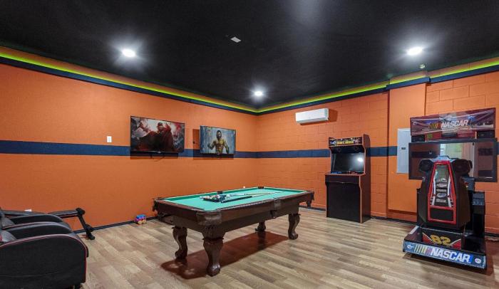Casa Luxo 8Q Perto da Disney c Game Room