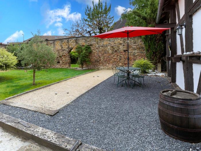 Gîte Confortable pour 4 Pers. avec Piscine et Terrasse - FR-1-744-53