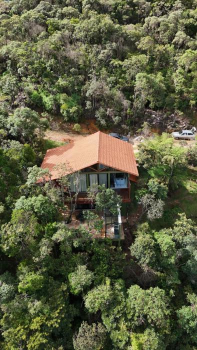 Chalé Caminho das Pedras- Cachoeira Privativa