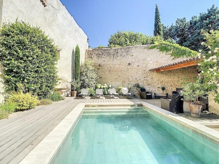 Stone House With Pool In Pernes-Les-Fontaines