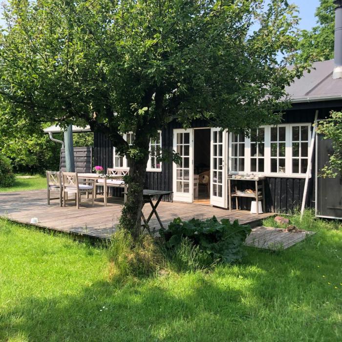 Holiday Home With Natural Garden In Skansehage