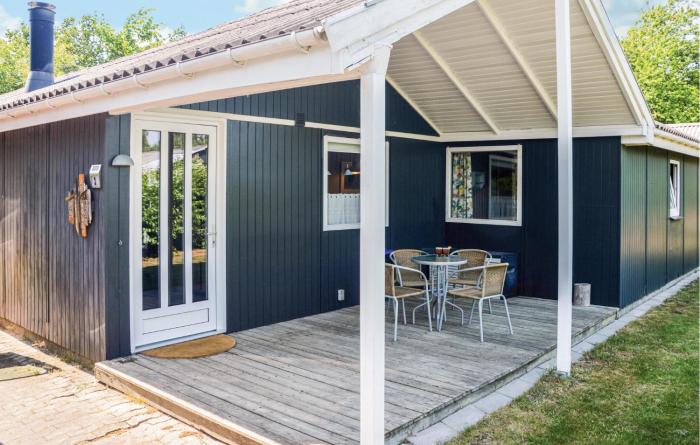 Pet Friendly Home In Tarm With Wifi
