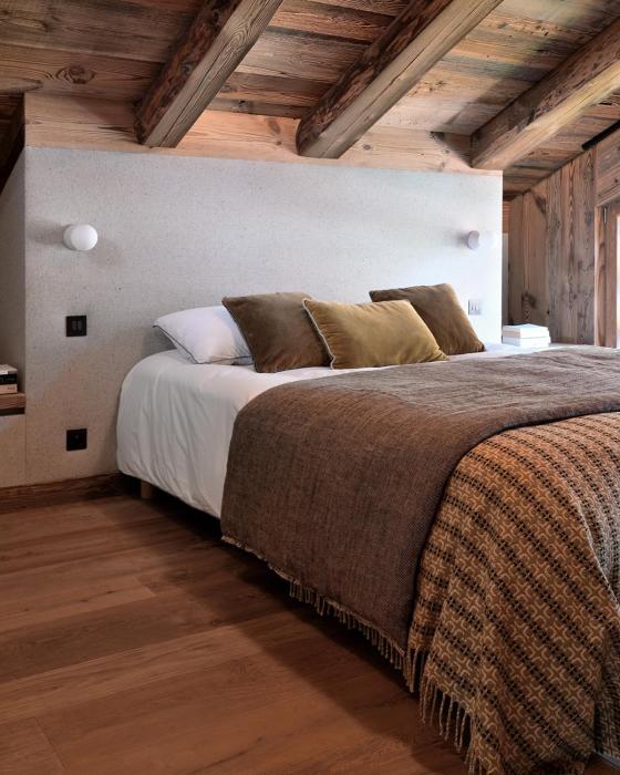 Belle chambre avec accès à une terrasse