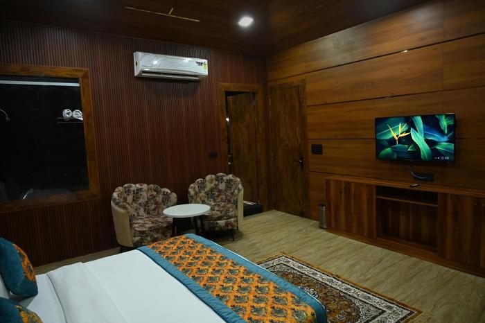 Hotel Parth Residency