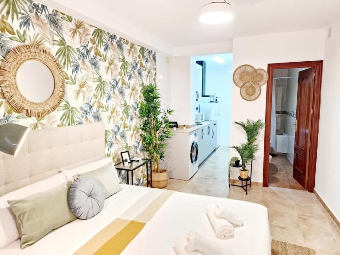 Estudio a 4 min andando de la playa - Benalmadena