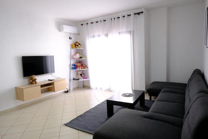 Spacious Apartment Near Beach