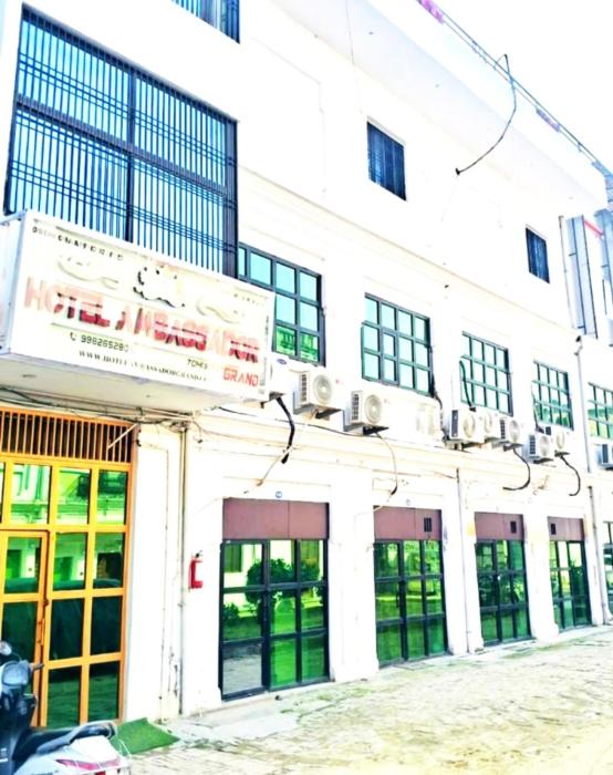 Hotel Ambassador Grand