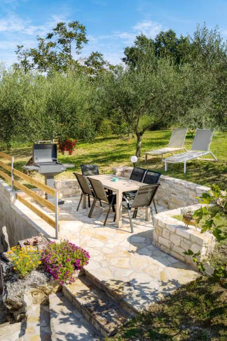Green retreat in Gornji Picudo