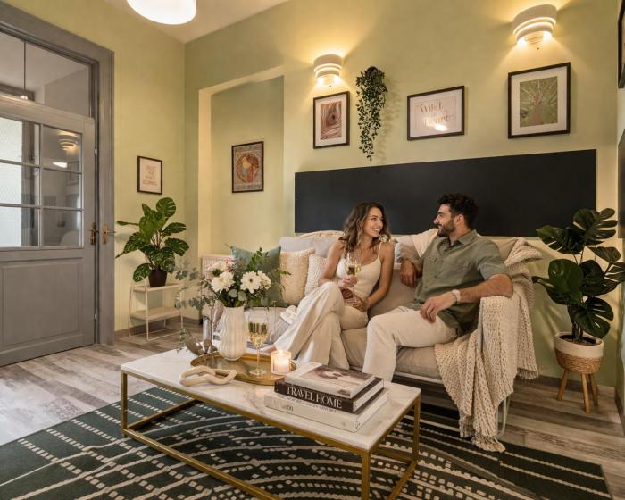 Central 2-Bedroom Apartment near Cismigiu Park & City Hall