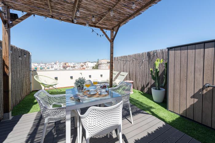Rosaleda II & private terrace by ELE Apartments
