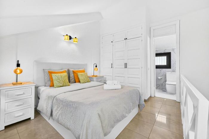 Beachfront Apartment in Parque Santiago, Playa de Las Americas