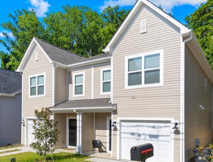 Southern Charm 2 Modern SideSide Townhomes