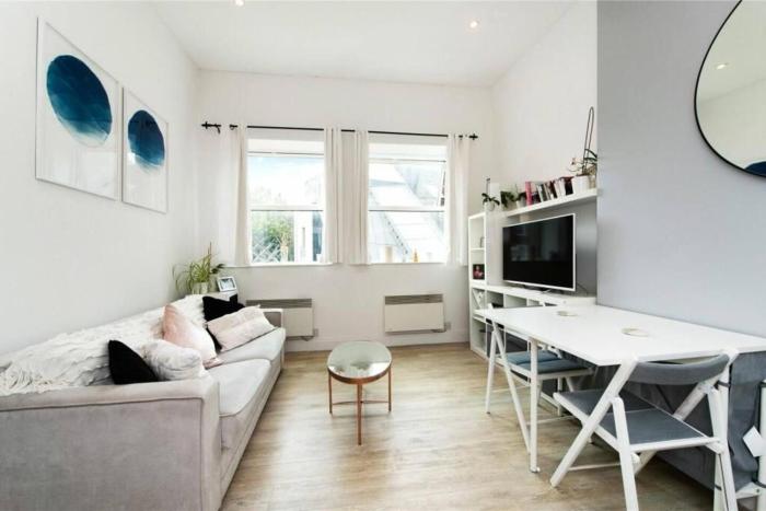 Stylish Kensington apartment in prime location