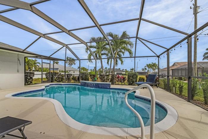 Casa Colada 4BR Private Pool Home Sleeps 10