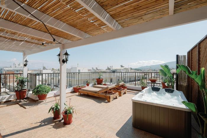Skyloft - Rooftop Jacuzzi & Sea View - Central Kos