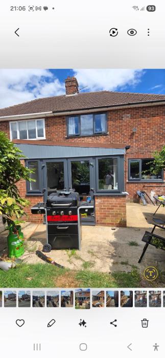 large 2 bedroom property with parking Close to pubs and shops