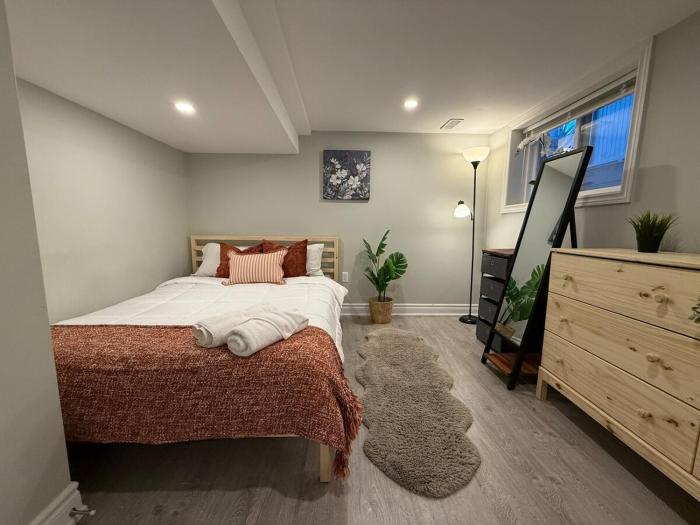 2BR in the Heart of Little Italy