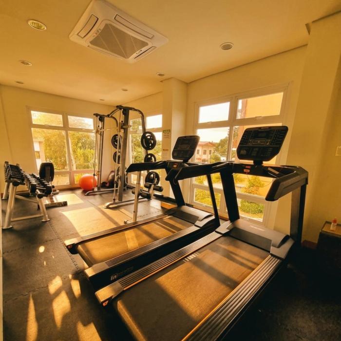 2BR Camella Condo Room with Pool, Gym, and Playground