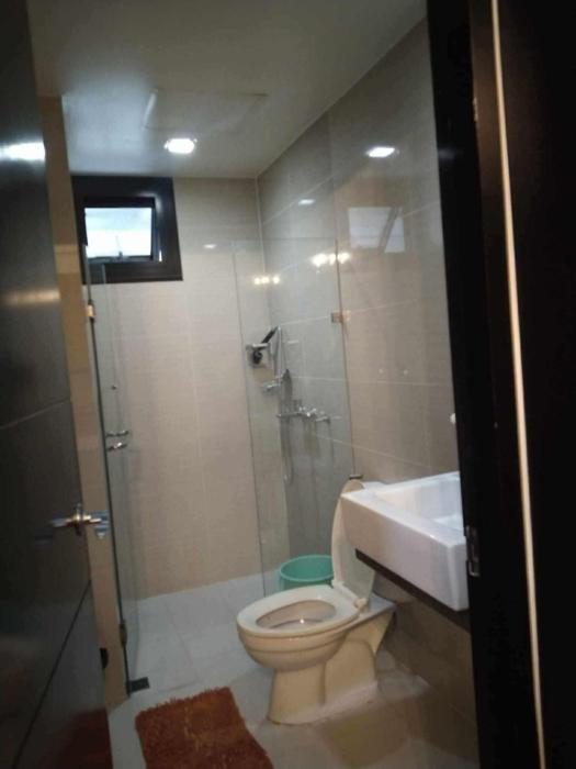 81 Newport Near Naia Terminal 3