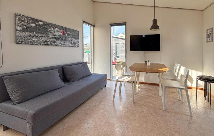 Beautiful Home In Vejen With Indoor Swimming Pool