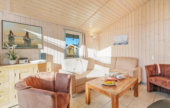 Amazing Home In Rechlin With Wifi