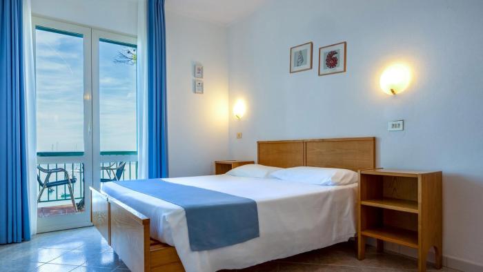 Network Forio ischia 4 stelle promo random pensione completa con bevande