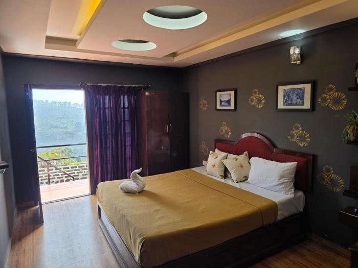 Syntilla Nakshatra Kodai Gate - Main Road near Lake, Best Budget Stay in Kodaikanal