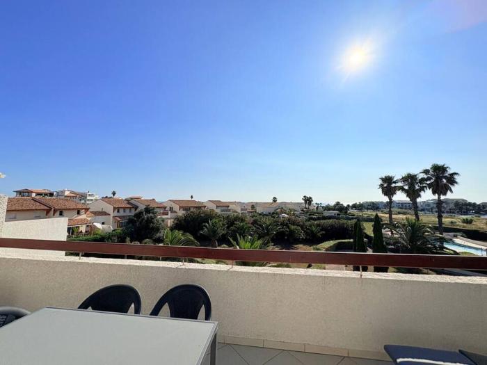 superbe appartement T2 face à la mer et la lagune