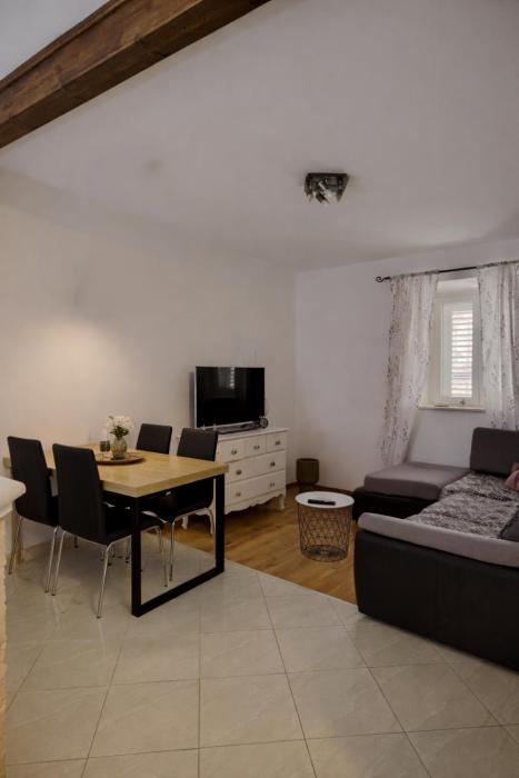 Apartment Old Teatar