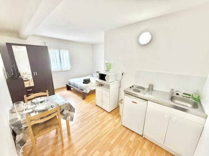 Studio Confort - Parking - 10 min Airbus