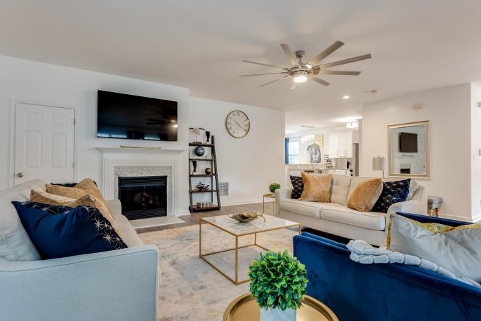 Elegant ATL House - 4 Bedroom 12 guest Self Check-in