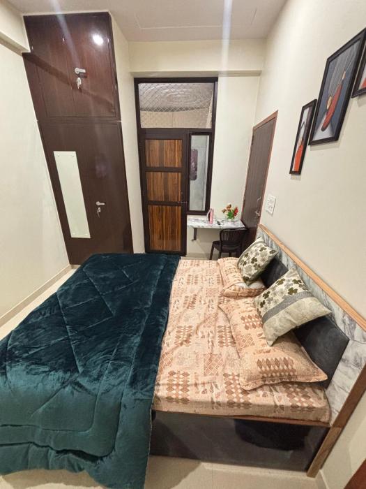 Primium hotel style apartments for jaipur ture