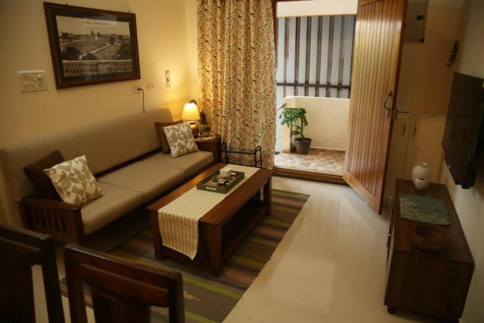 The Salt - 400m to Uthandi Beach, Chennai - 2bedroom Home