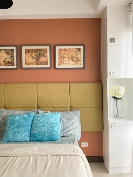 Studio Unit in Manhattan Heights with Balcony