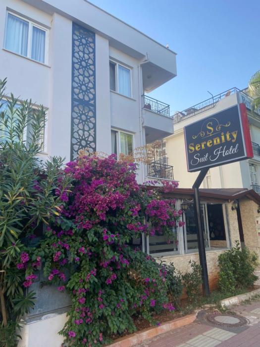 serenity suit family otel konyaaltı