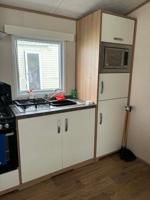 Villa on Harts holiday village, leysdown,fascities on sight, indoor swimming pool, entertainment etc, please note park passes can be purchased at reception