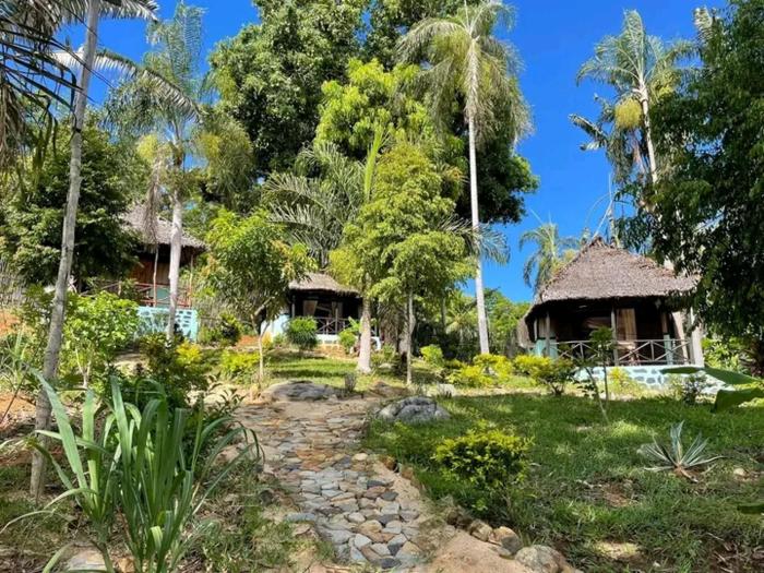 Lokobe forest lodge