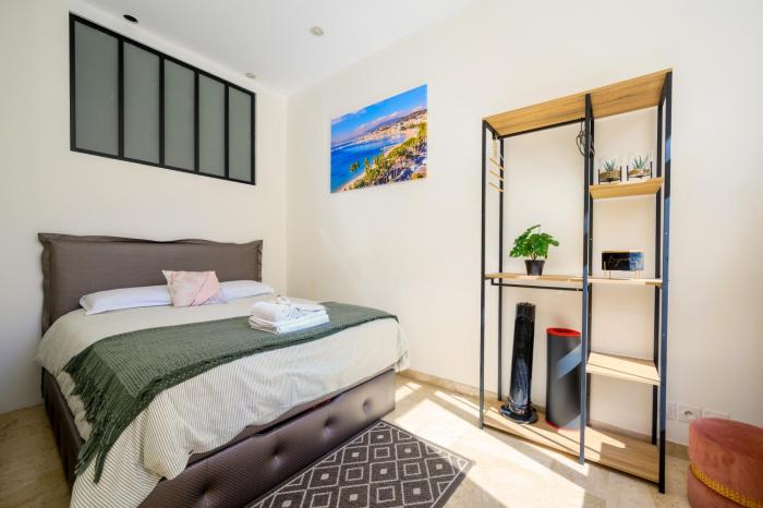 Cannes Center Apartment 5 min Palais AC Bright