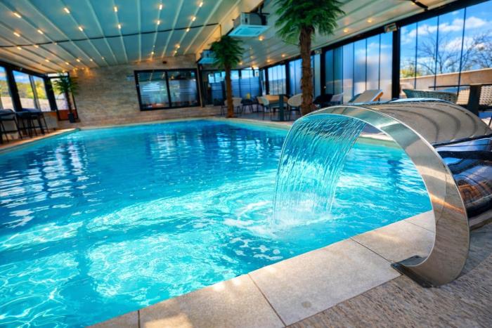 Golden Panorama Apartment & Spa