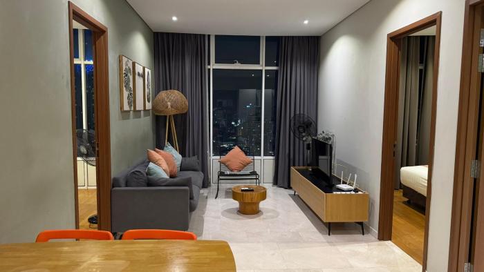 Luxury three bedroom apartment by Sky Suite