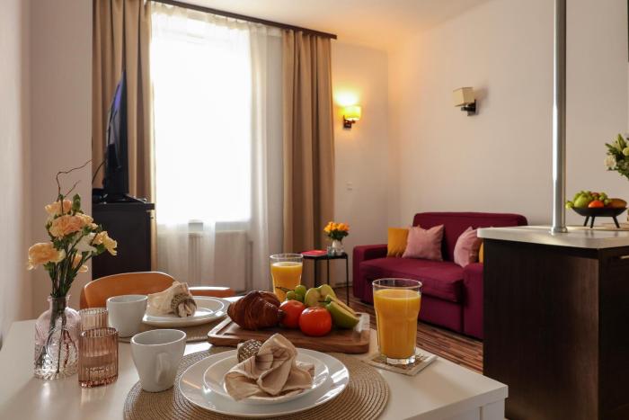 Quiet and comfortable apartment perfect for 2 guests with easy self check in
