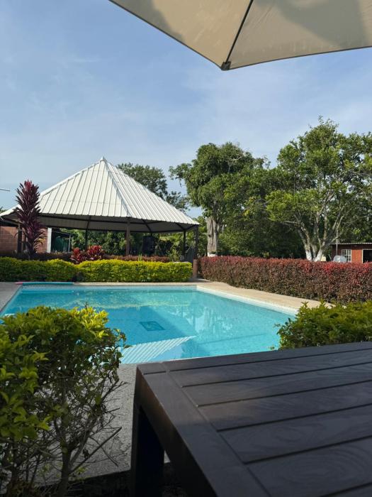 Finca privada con piscina en Rozo Pet friendly