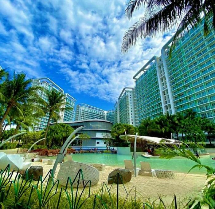 Luxury Staycation Beach Resort Miami Escape